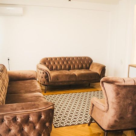 Aparment Theatre Appartement Ni Buitenkant foto