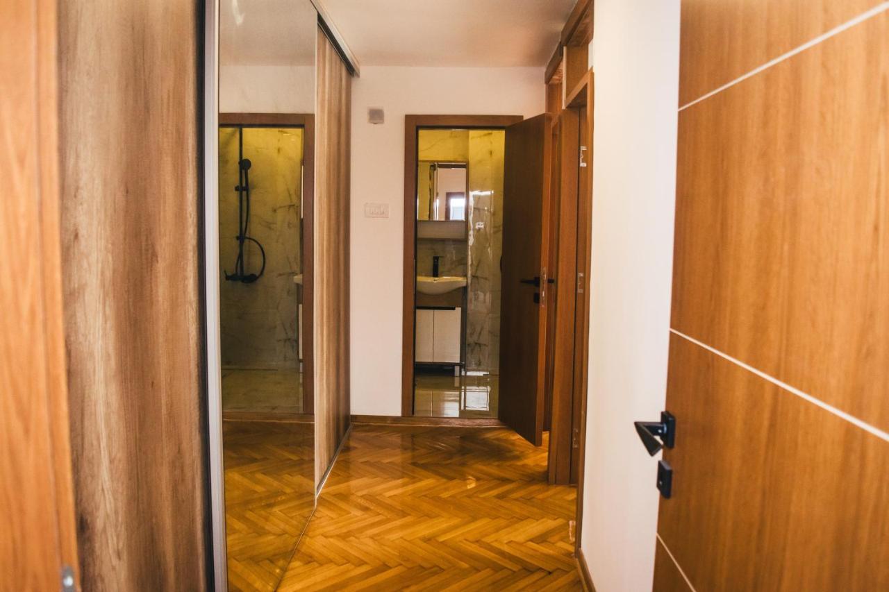 Aparment Theatre Appartement Ni Buitenkant foto