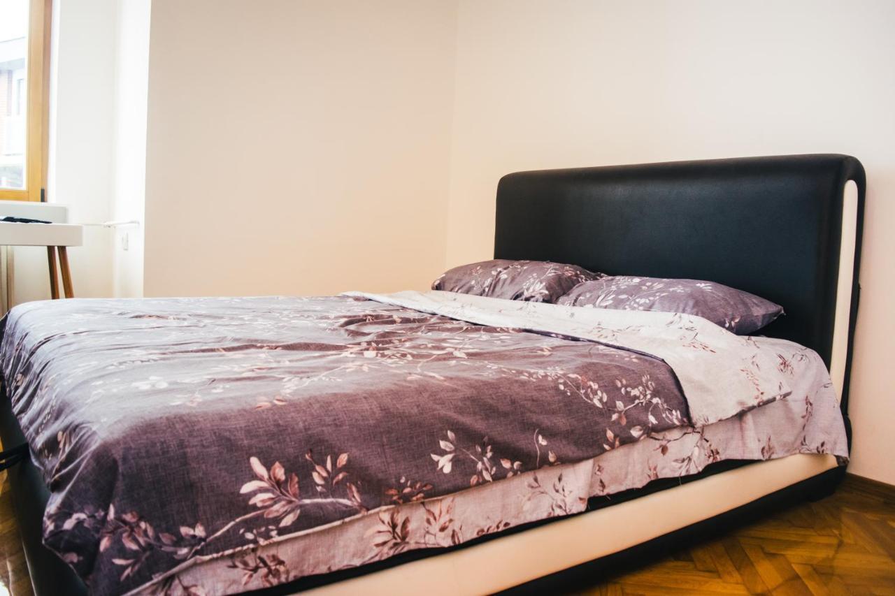 Aparment Theatre Appartement Ni Buitenkant foto