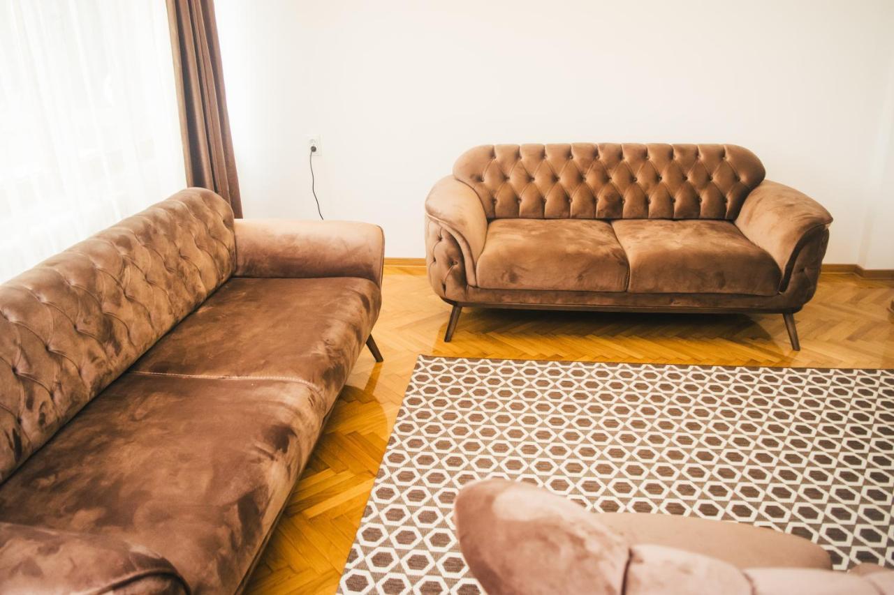Aparment Theatre Appartement Ni Buitenkant foto